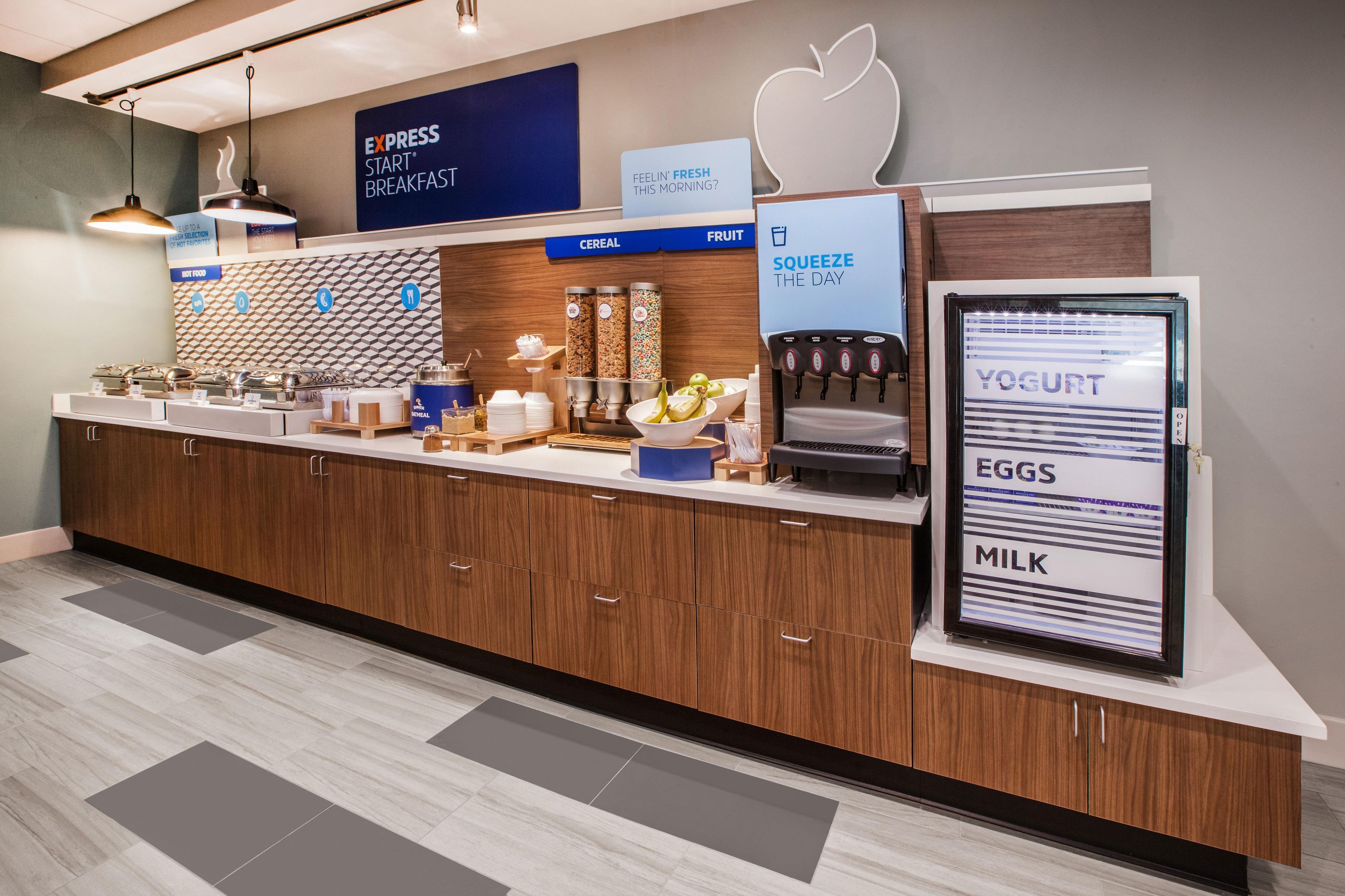 Holiday Inn Express & Suites Houston East By Ihg Esterno foto