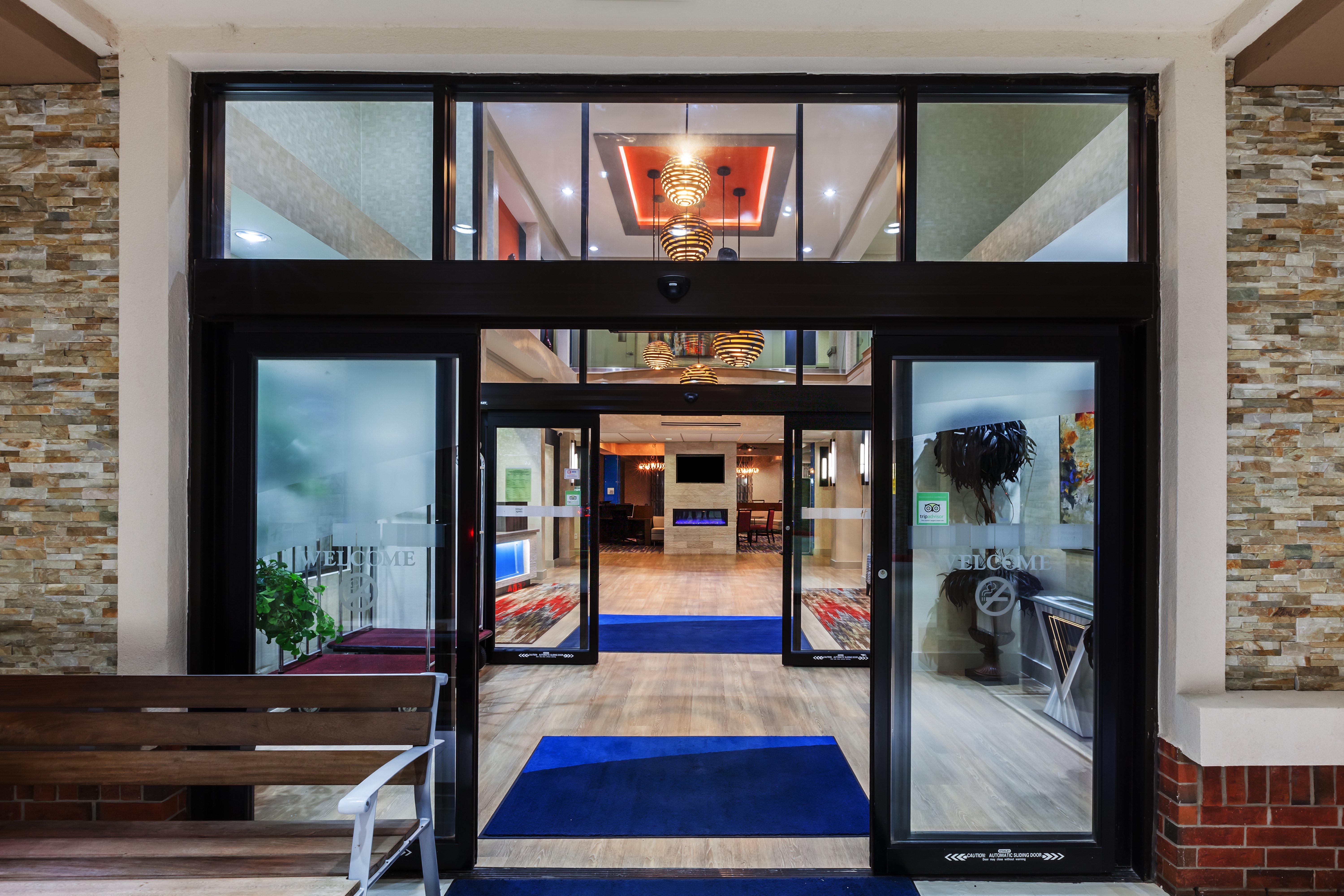 Holiday Inn Express & Suites Houston East By Ihg Esterno foto