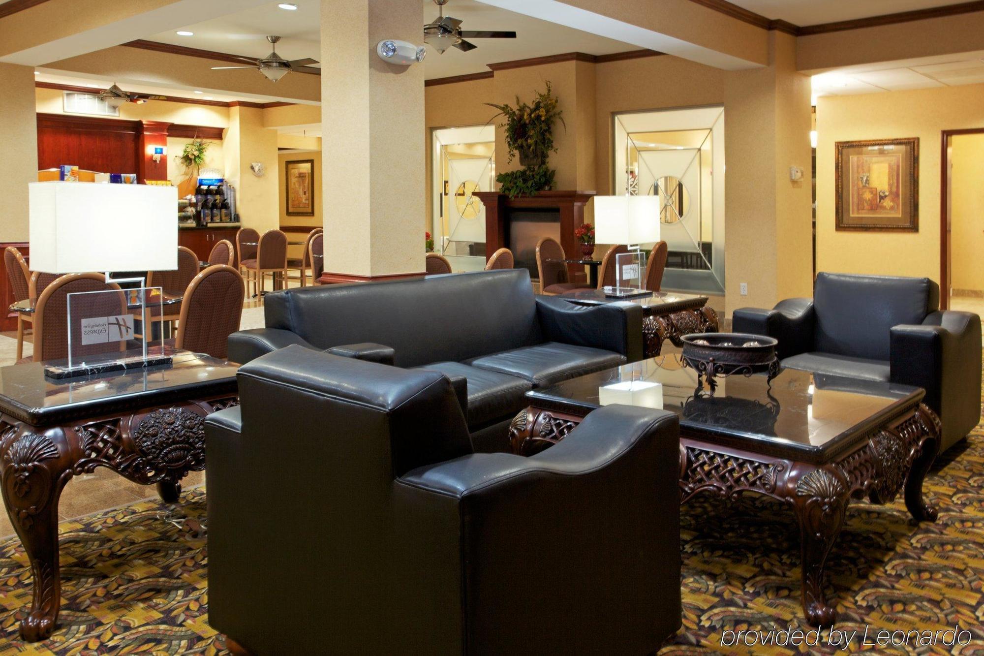Holiday Inn Express & Suites Houston East By Ihg Ristorante foto